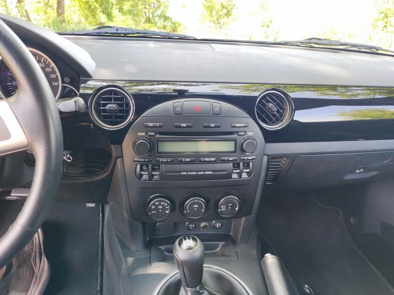 Mazda Mx-5, снимка 7 - Автомобили и джипове - 47076501