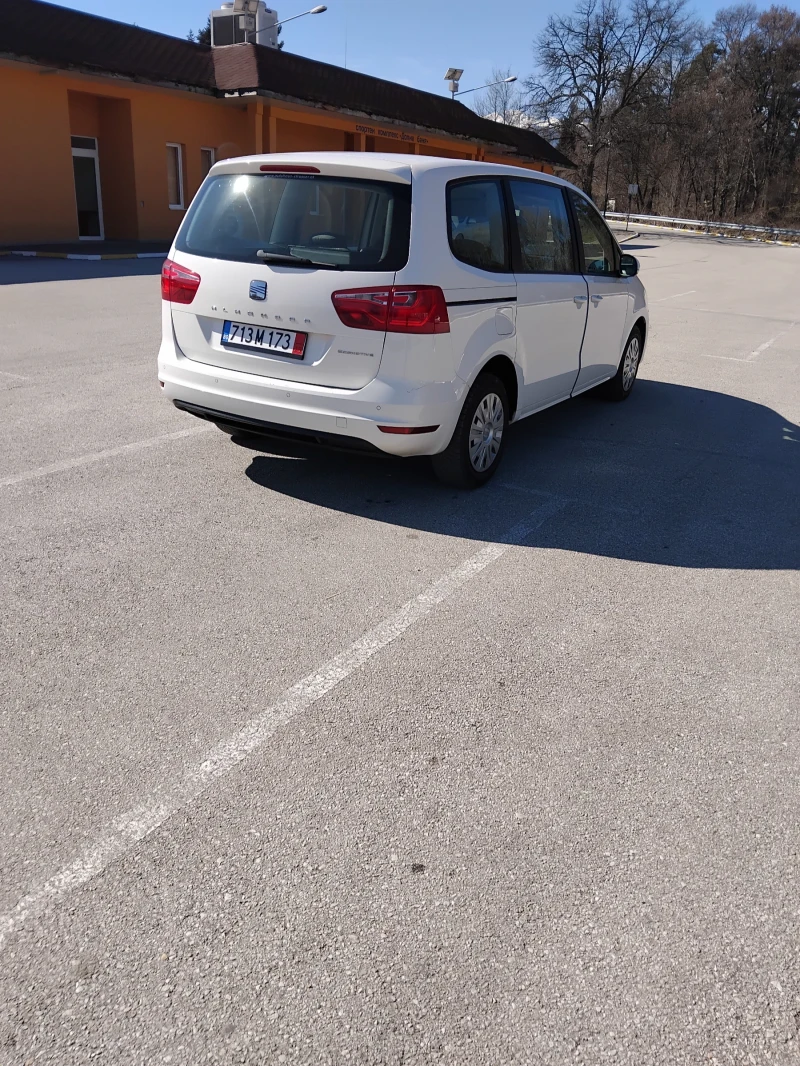 Seat Alhambra, снимка 2 - Автомобили и джипове - 49018356