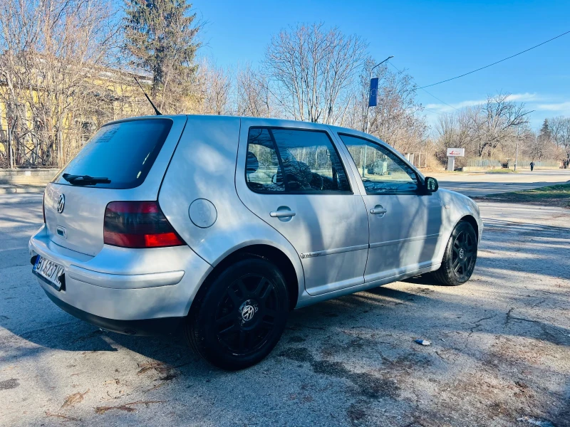 VW Golf 1.6 i, снимка 6 - Автомобили и джипове - 48556599