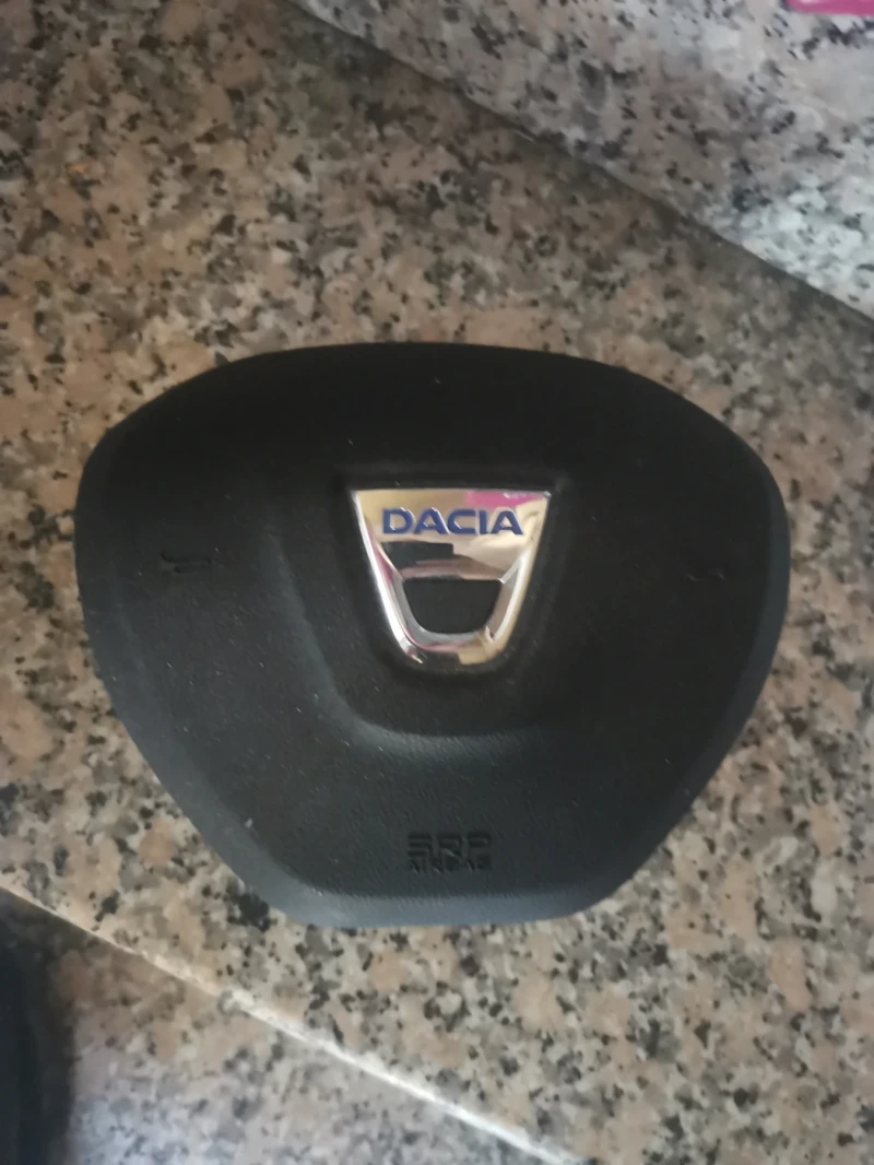 Dacia Dokker 1.5 дци, снимка 4 - Автомобили и джипове - 48903312