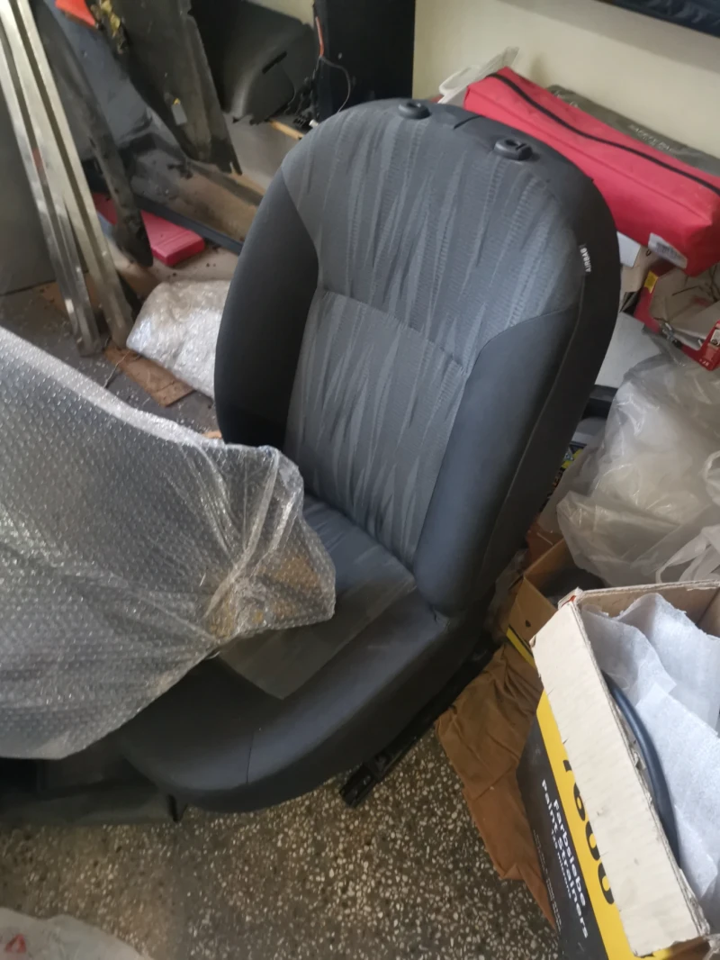 Dacia Dokker 1.5 дци, снимка 3 - Автомобили и джипове - 48903312