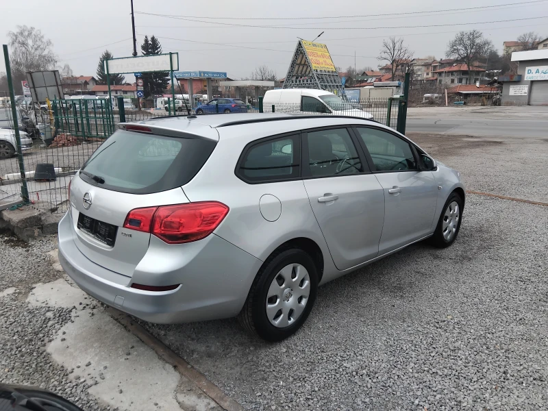 Opel Astra 1.7CDTI, снимка 4 - Автомобили и джипове - 49150974