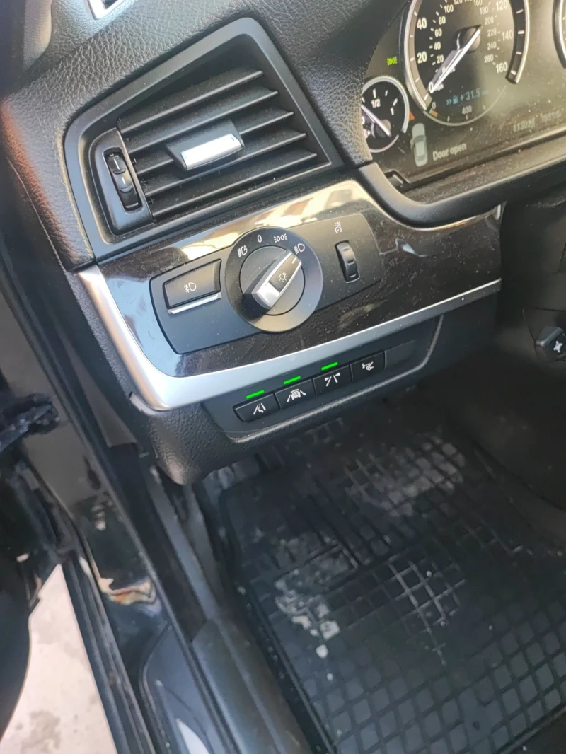 BMW 535 535i X DRIVE-Перфектна!, снимка 9 - Автомобили и джипове - 51347202