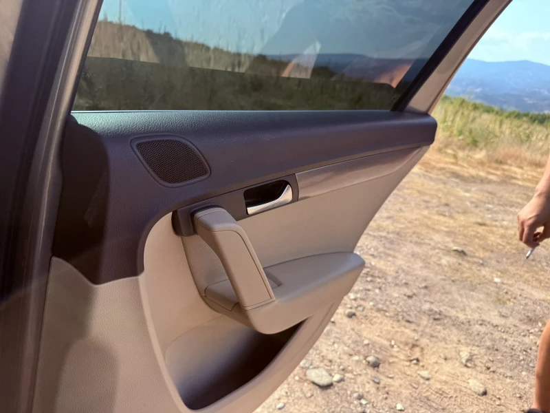 VW Passat, снимка 8 - Автомобили и джипове - 52133297