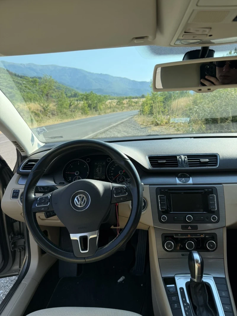 VW Passat, снимка 17 - Автомобили и джипове - 52133297