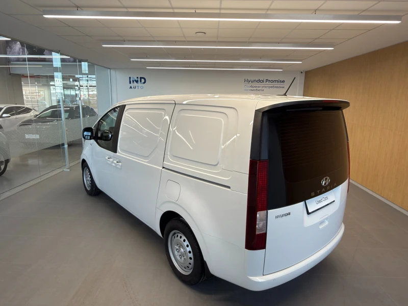 Hyundai Staria COMFORT, снимка 3 - Автомобили и джипове - 52840874