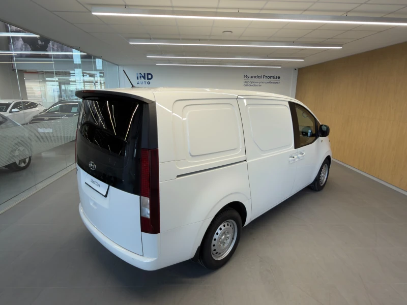 Hyundai Staria COMFORT, снимка 5 - Автомобили и джипове - 52840874