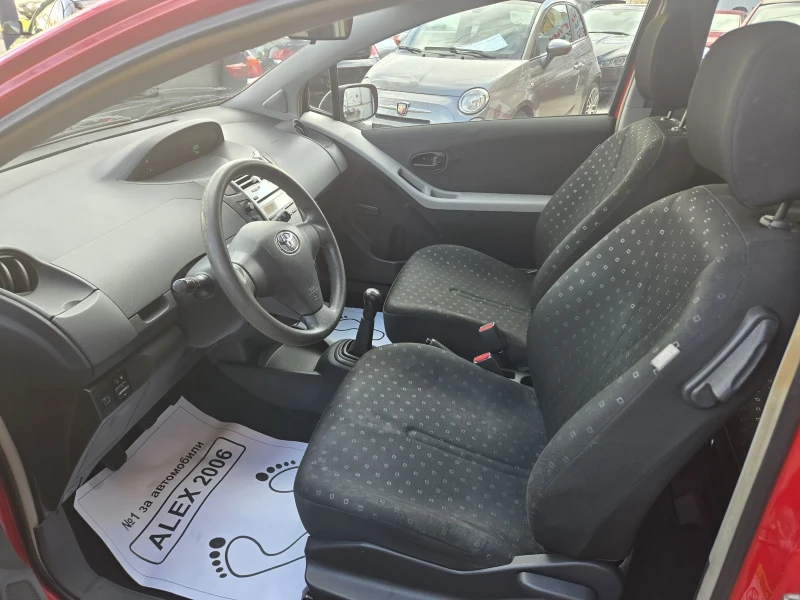Toyota Yaris, снимка 5 - Автомобили и джипове - 53033839