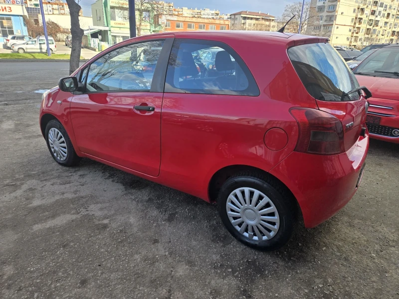 Toyota Yaris, снимка 4 - Автомобили и джипове - 53033839