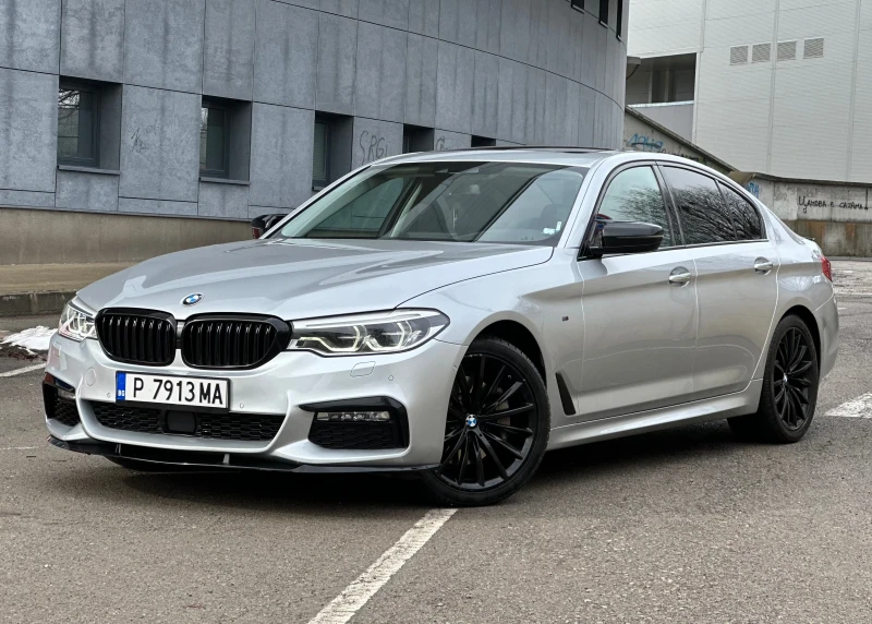BMW 530 M-Performance/Harman-Kardon/FULL* MAXX/DIGITAL/TOP, снимка 4 - Автомобили и джипове - 53265288