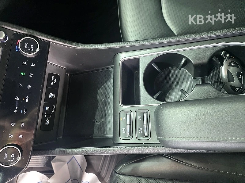 Hyundai Sonata PRESTIGE LUXURY * КРАЙНА ЦЕНА* FULL, снимка 12 - Автомобили и джипове - 55897627