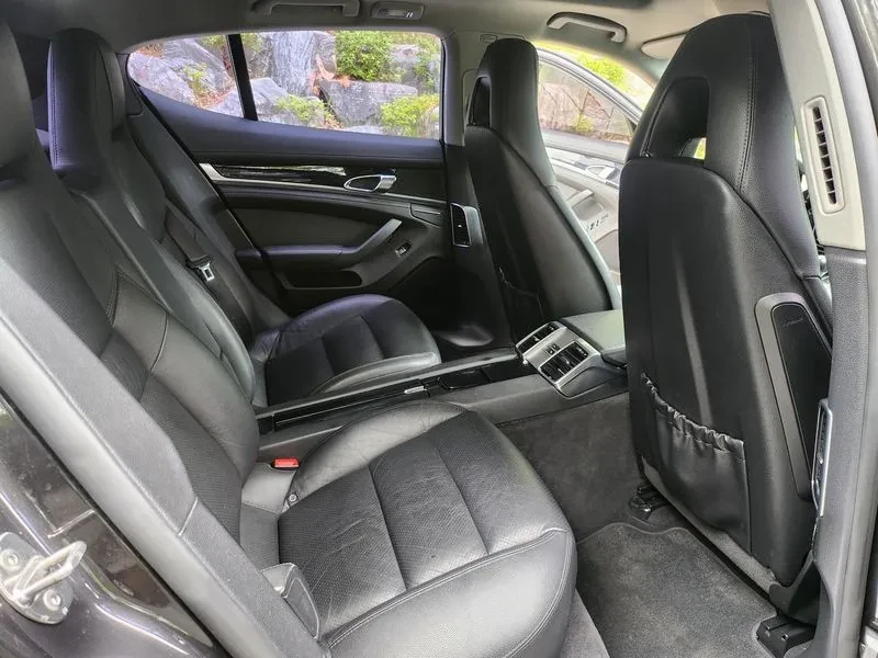 Porsche Panamera 3.6 2WD - САМО 30% АВАНС, снимка 13 - Автомобили и джипове - 56255544