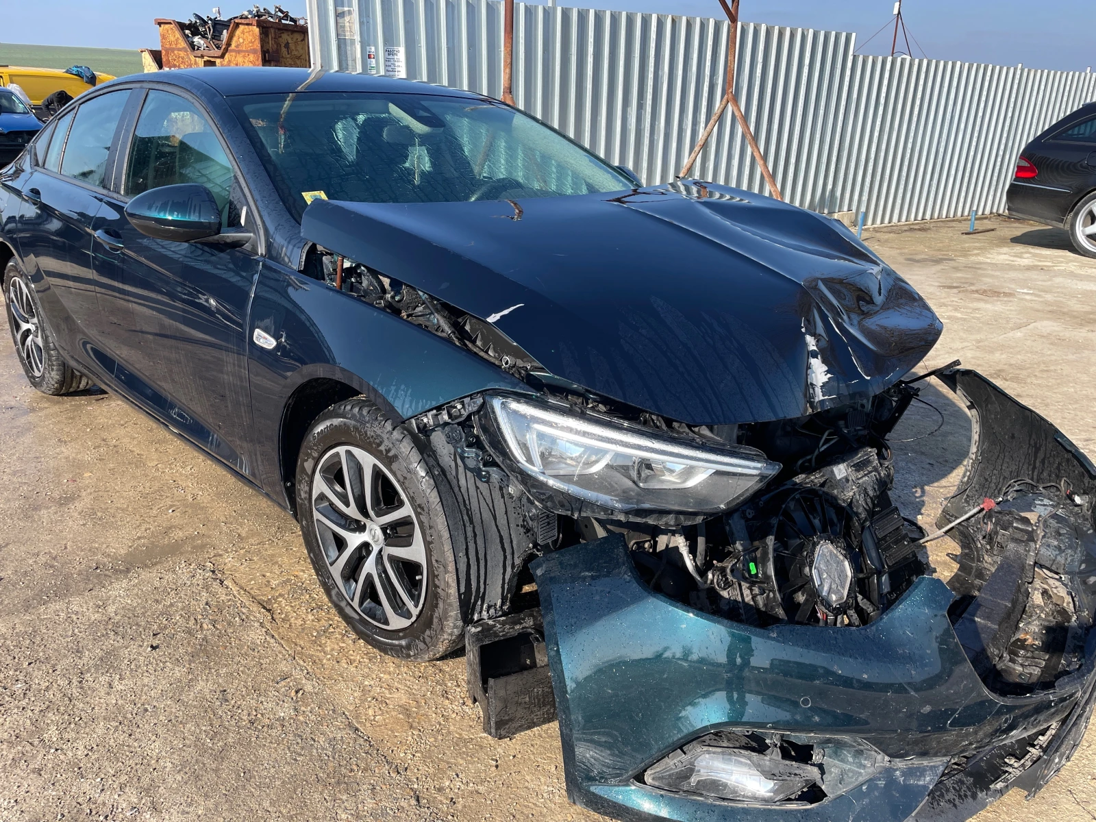 Opel Insignia 1.6 CDTI, снимка 1