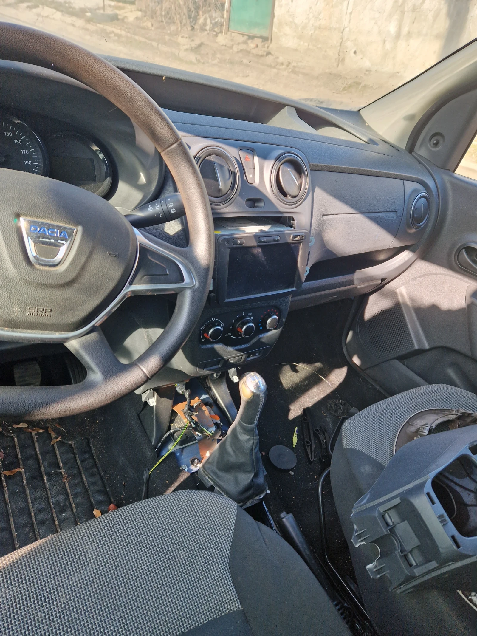 Dacia Dokker 1.5  | Mobile.bg   13