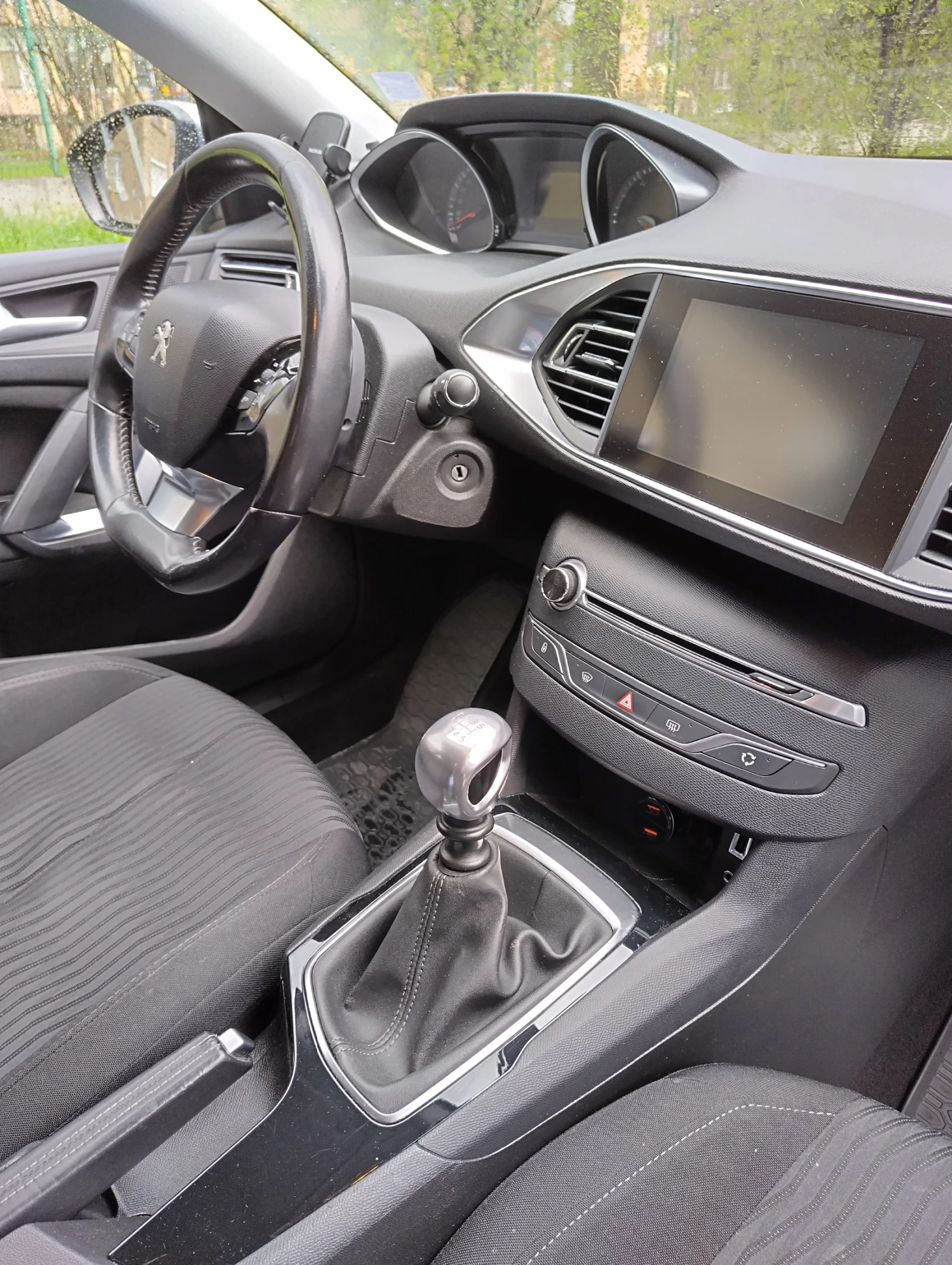 Peugeot 308 SW - изображение 6