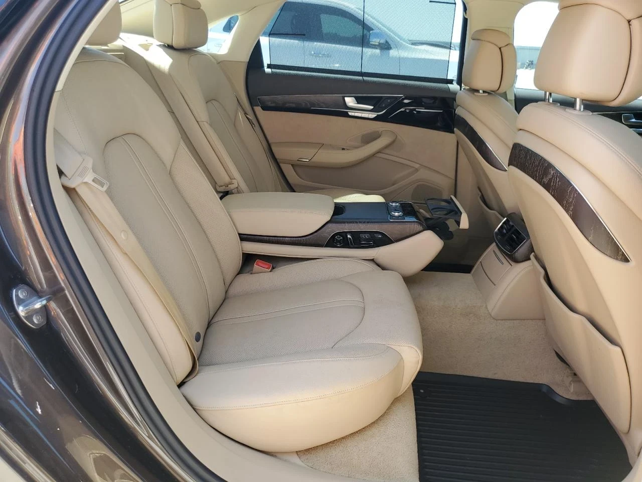 Audi A8  - изображение 10