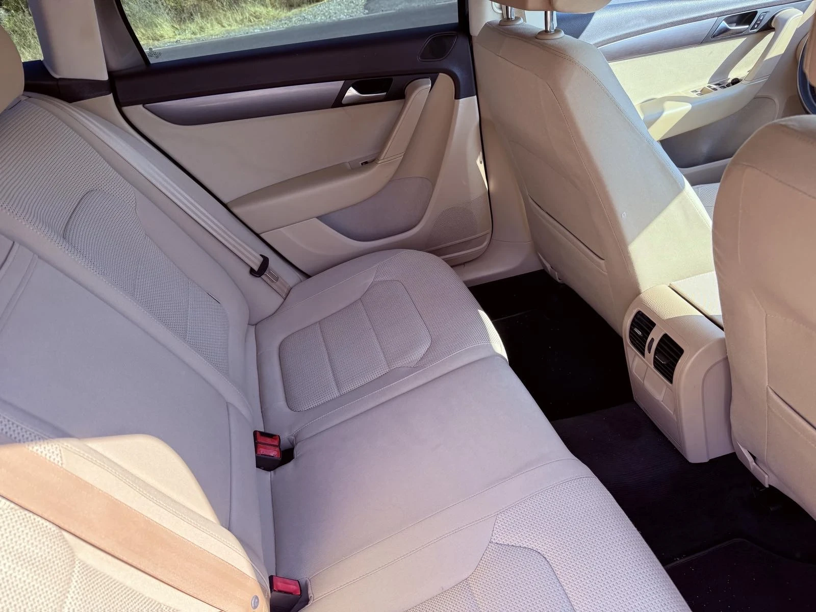 VW Passat  - изображение 7