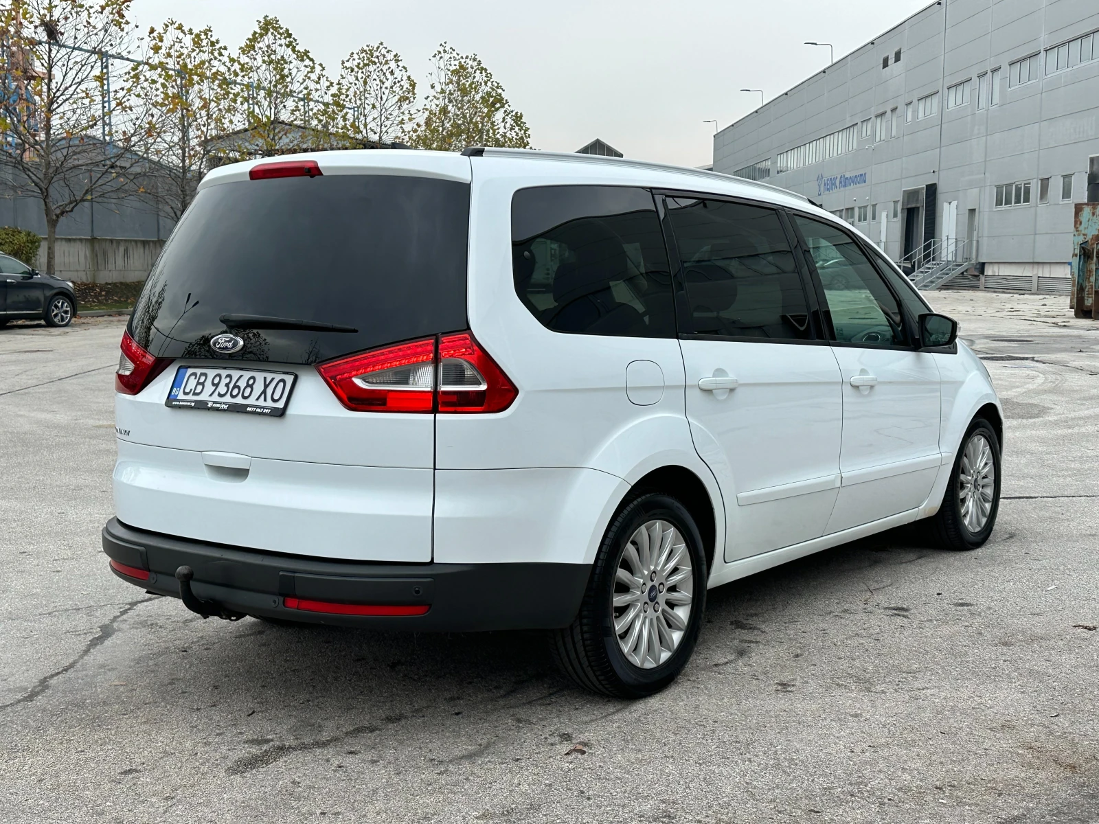 Ford Galaxy 2.0d 140 к.с. - изображение 4