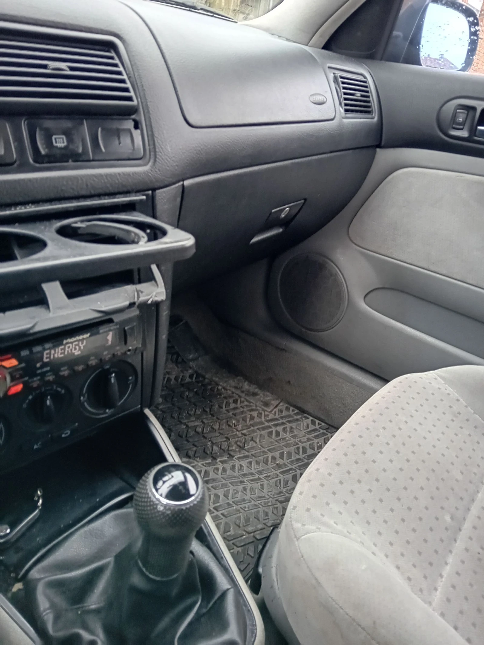 VW Golf  - изображение 8