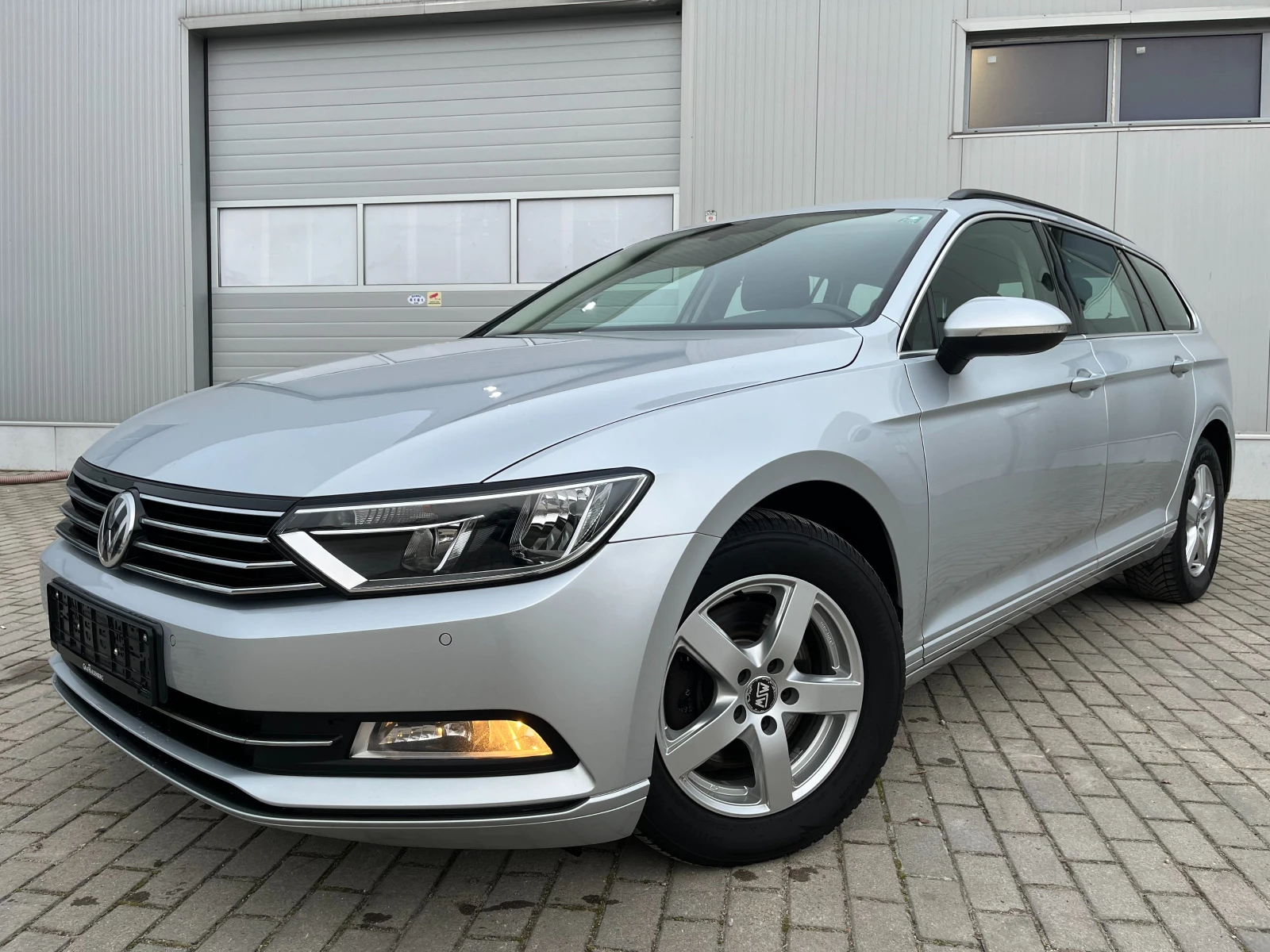 VW Passat 2.0 TDI DSG-��������� TUV, ����� � ����� ���� � �� | Mobile.bg � ����������� 1