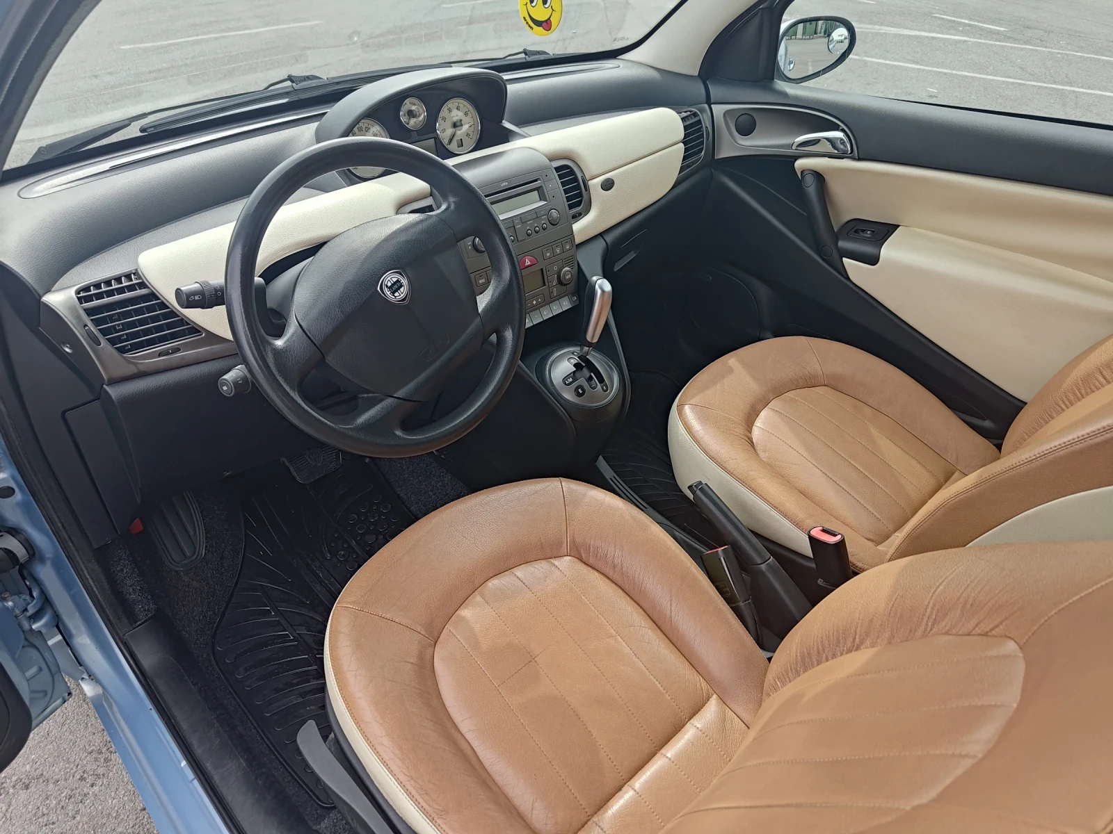 Lancia Ypsilon 1.4 16V АГУ, снимка 7 - Автомобили и джипове - 53754433