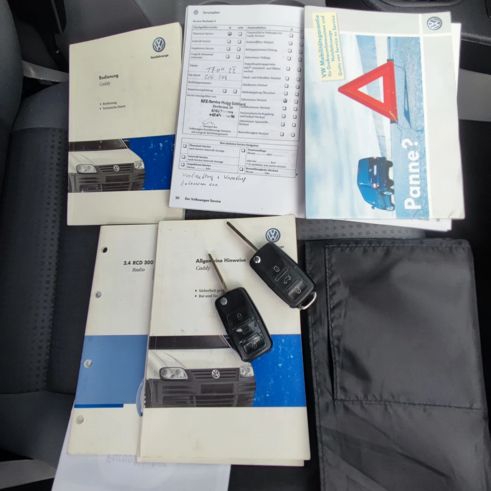 VW Caddy LIFE* MAXI* 1.9TDI* KLIMATRONIK* 7MESTA* , снимка 17 - Автомобили и джипове - 54221979