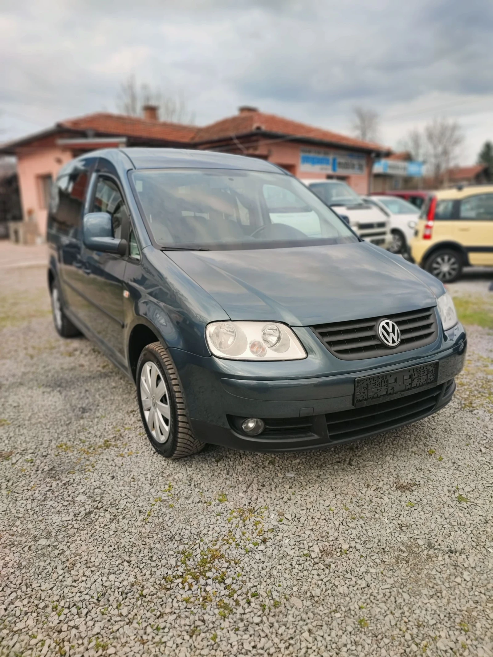 VW Caddy LIFE* MAXI* 1.9TDI* KLIMATRONIK* 7MESTA* , снимка 3 - Автомобили и джипове - 54221979