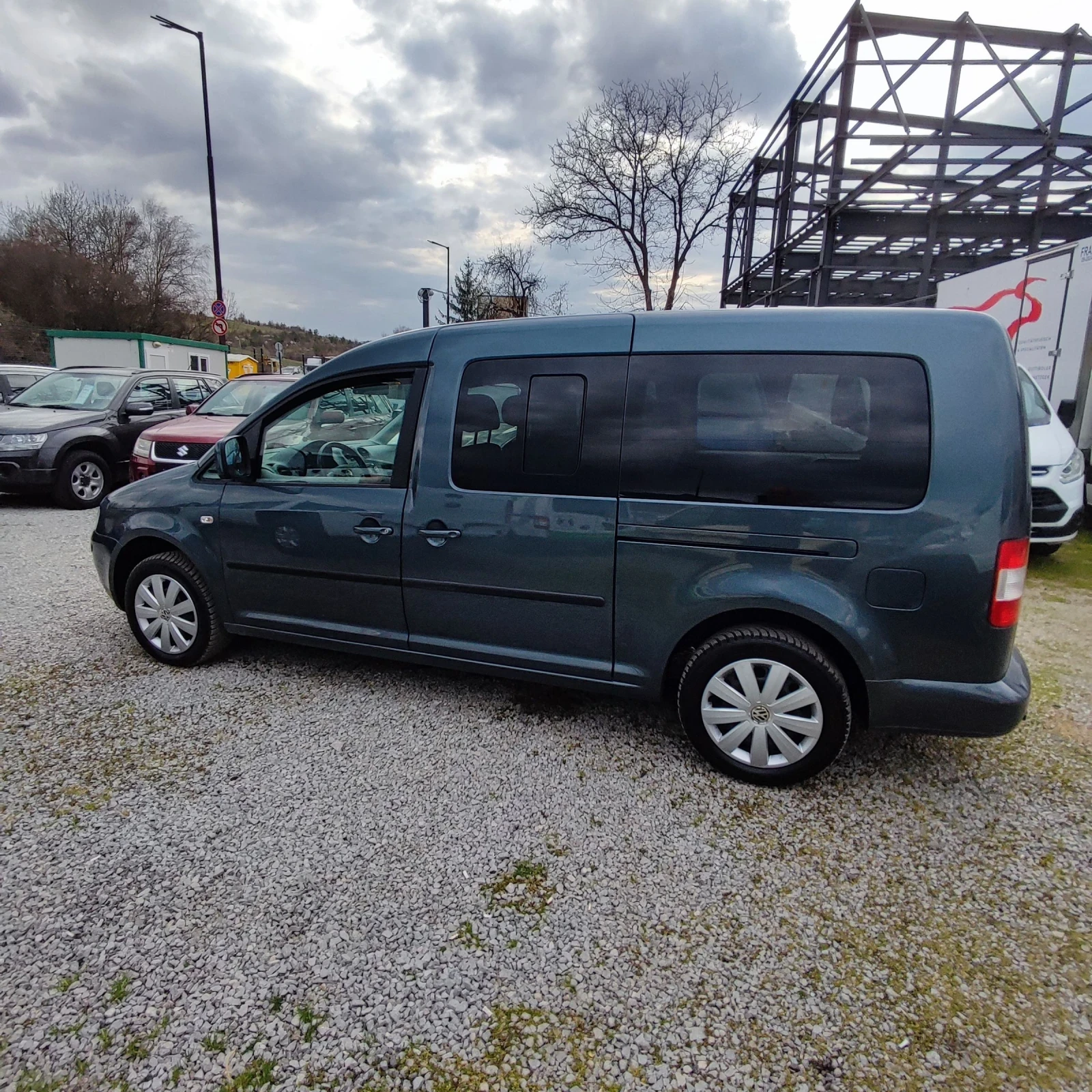 VW Caddy LIFE* MAXI* 1.9TDI* KLIMATRONIK* 7MESTA* , снимка 8 - Автомобили и джипове - 54221979