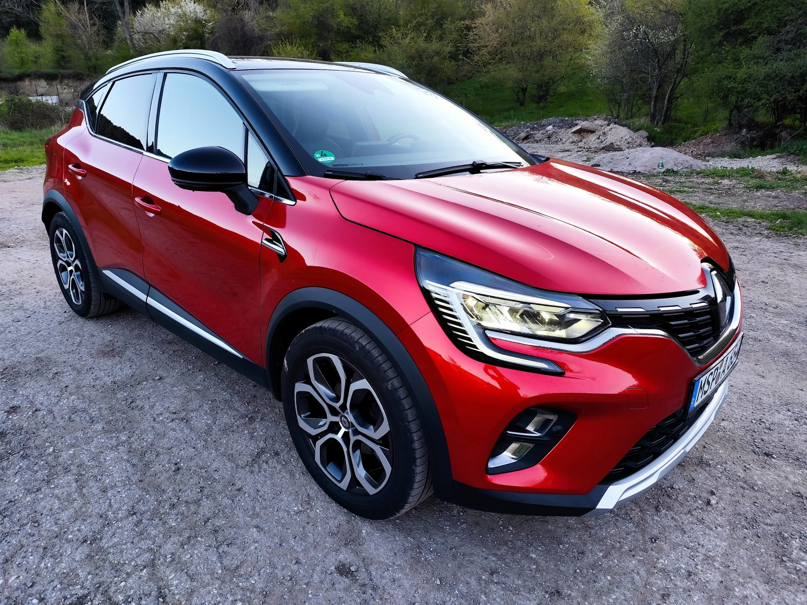Renault Captur 1.3TceKATO NOVA, снимка 3 - Автомобили и джипове - 54350993
