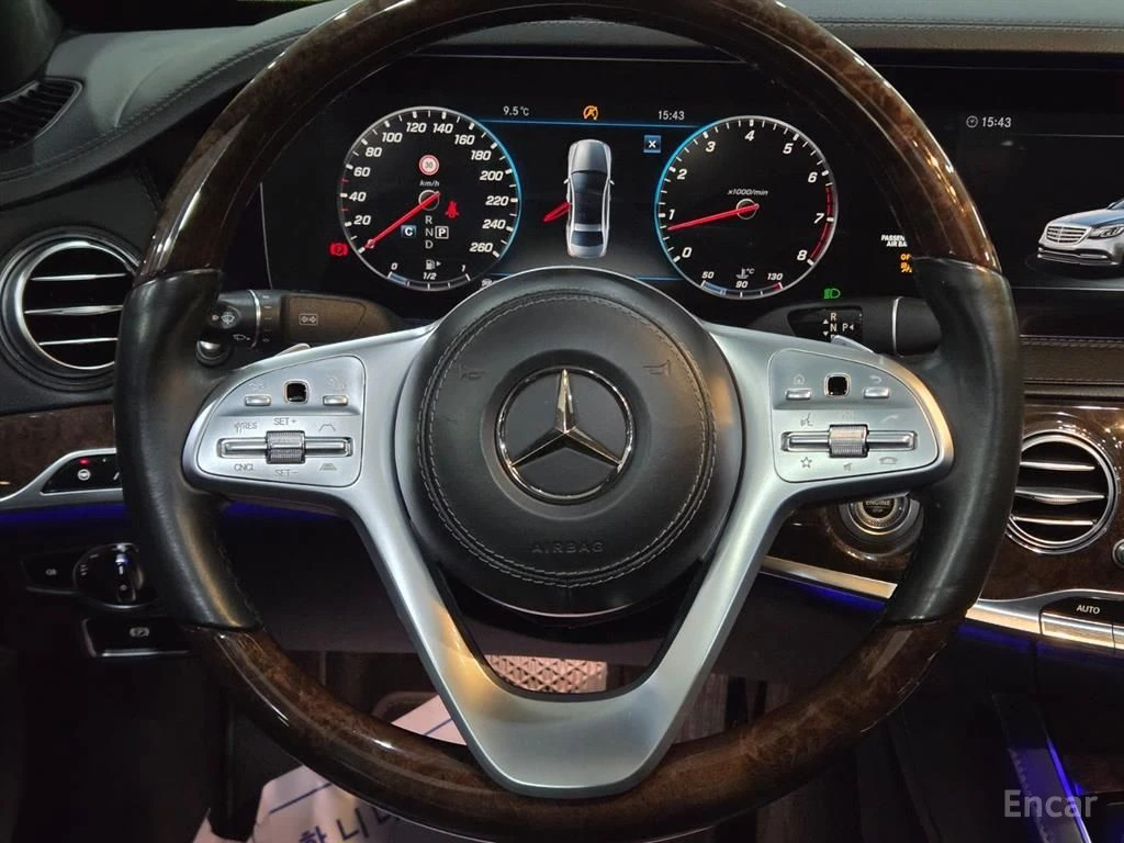 Mercedes-Benz S 560 4MATIC* BURMESTER* ОБДУХВАНЕ* ДИСТРОНИК* , снимка 11 - Автомобили и джипове - 54573024