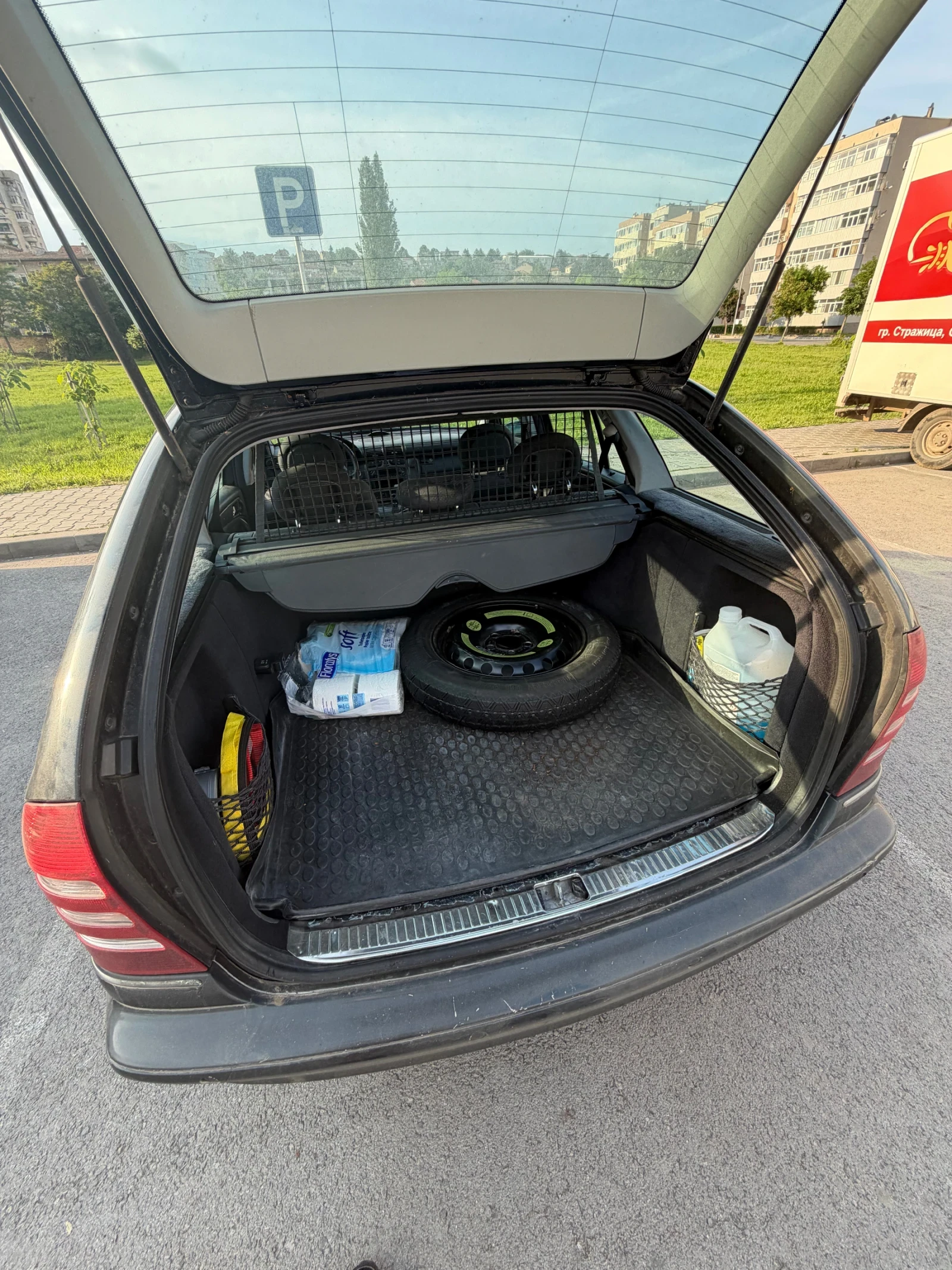 Mercedes-Benz C 240, снимка 10 - Автомобили и джипове - 54670982