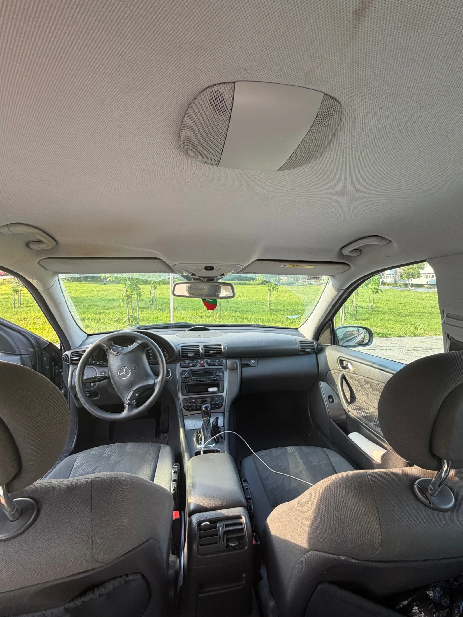 Mercedes-Benz C 240, снимка 5 - Автомобили и джипове - 54670982