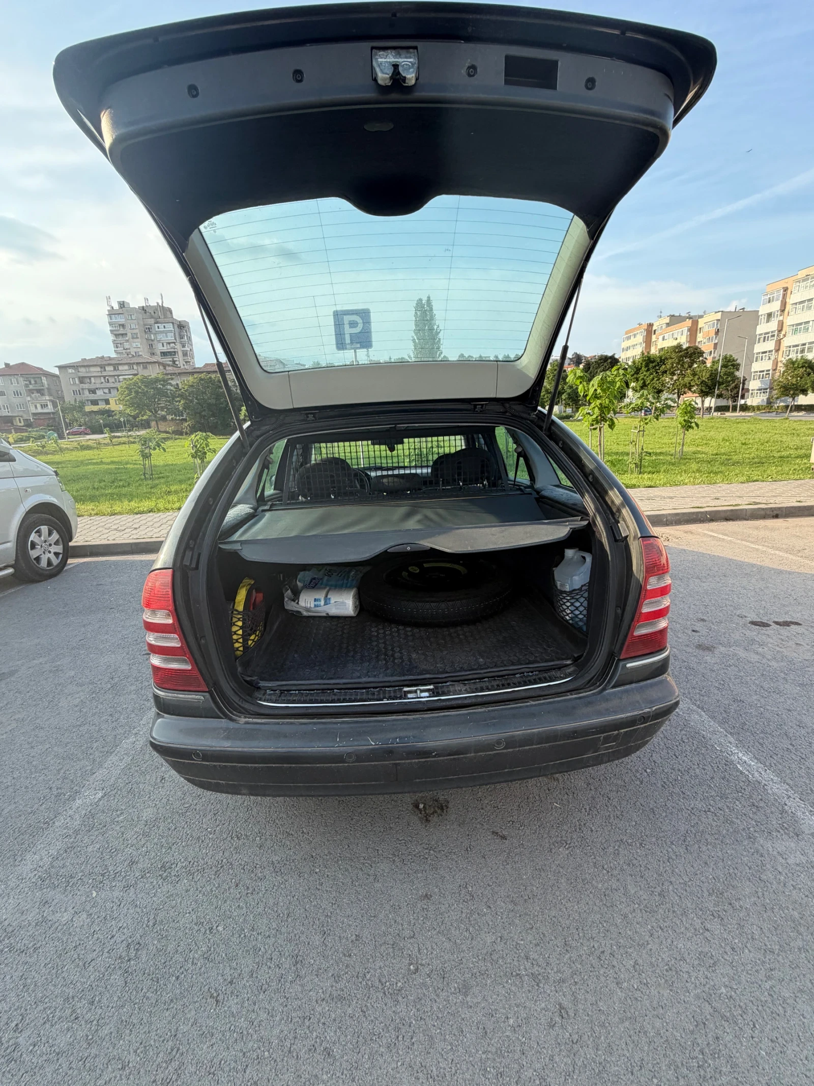 Mercedes-Benz C 240, снимка 6 - Автомобили и джипове - 54670982