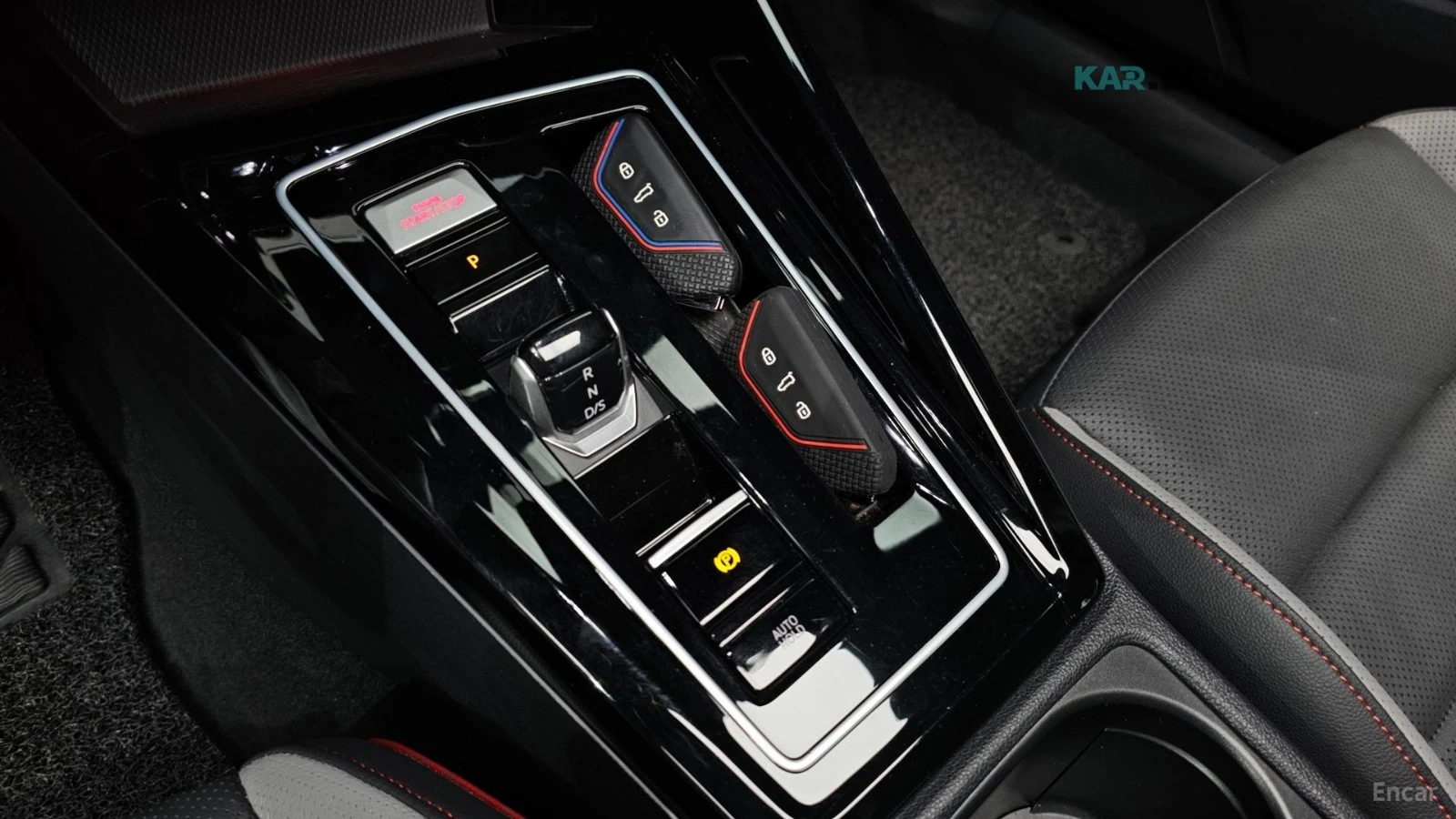 VW Golf GTI/2.0T/8TH GEN, снимка 13 - Автомобили и джипове - 54827881