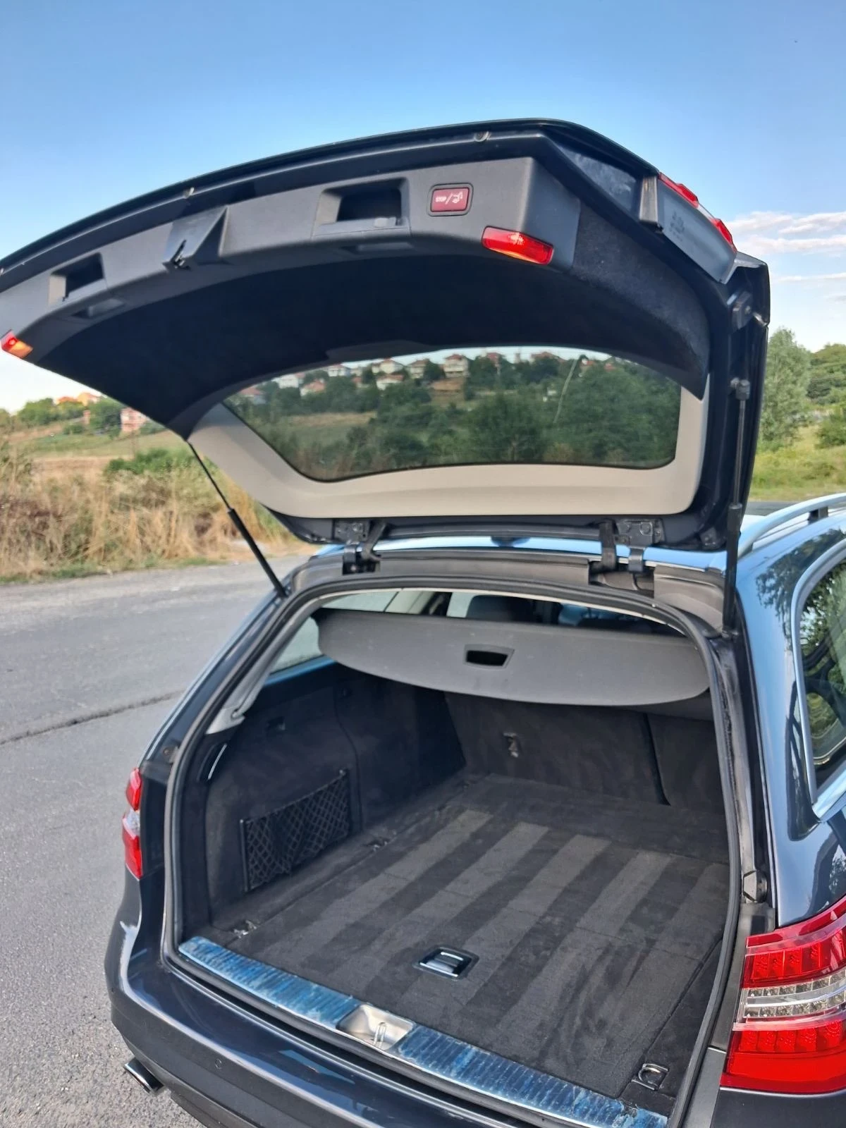 Mercedes-Benz E 200 Mercedes E200 combi, снимка 13 - Автомобили и джипове - 55430890