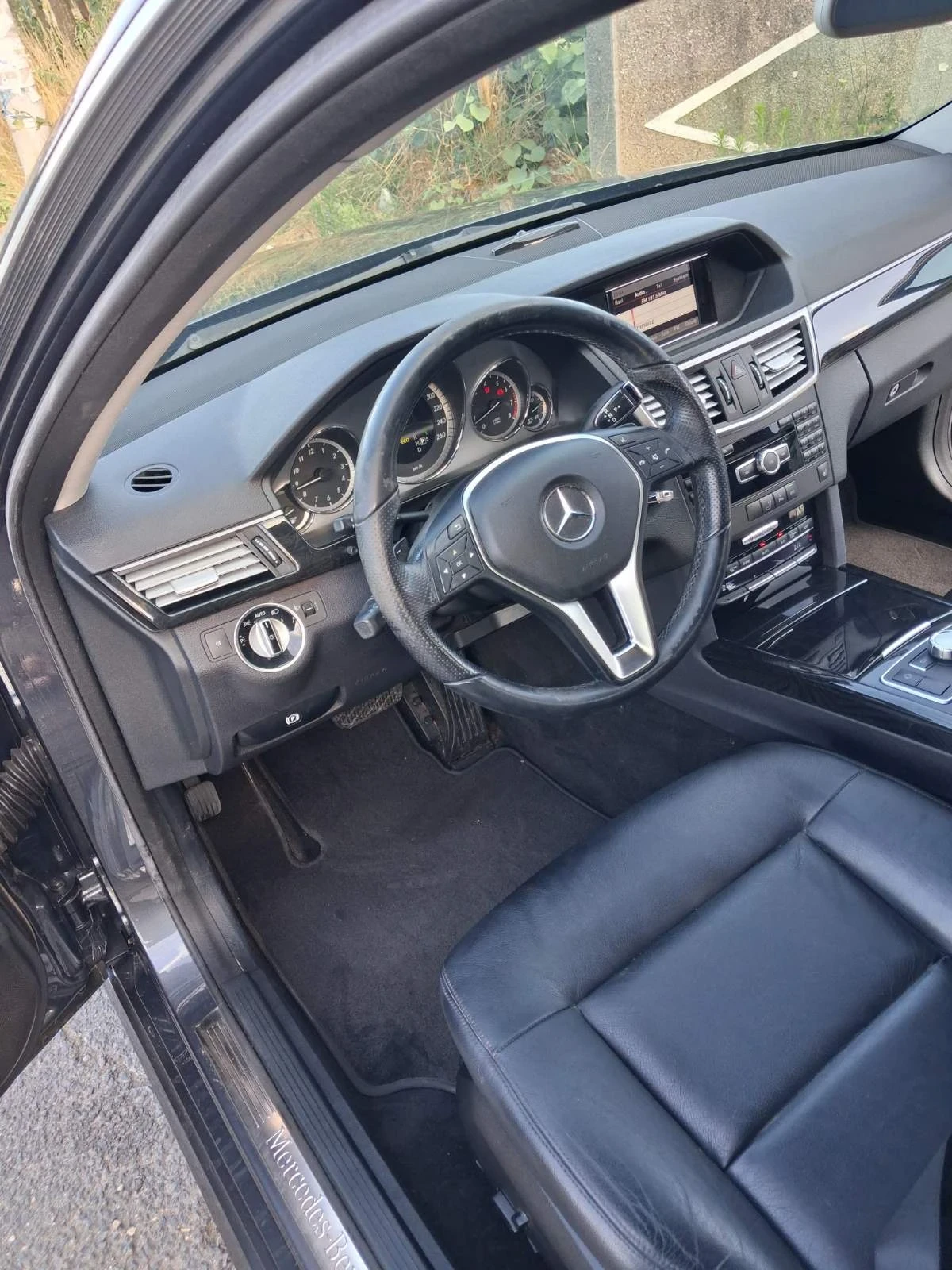 Mercedes-Benz E 200 Mercedes E200 combi, снимка 8 - Автомобили и джипове - 55430890