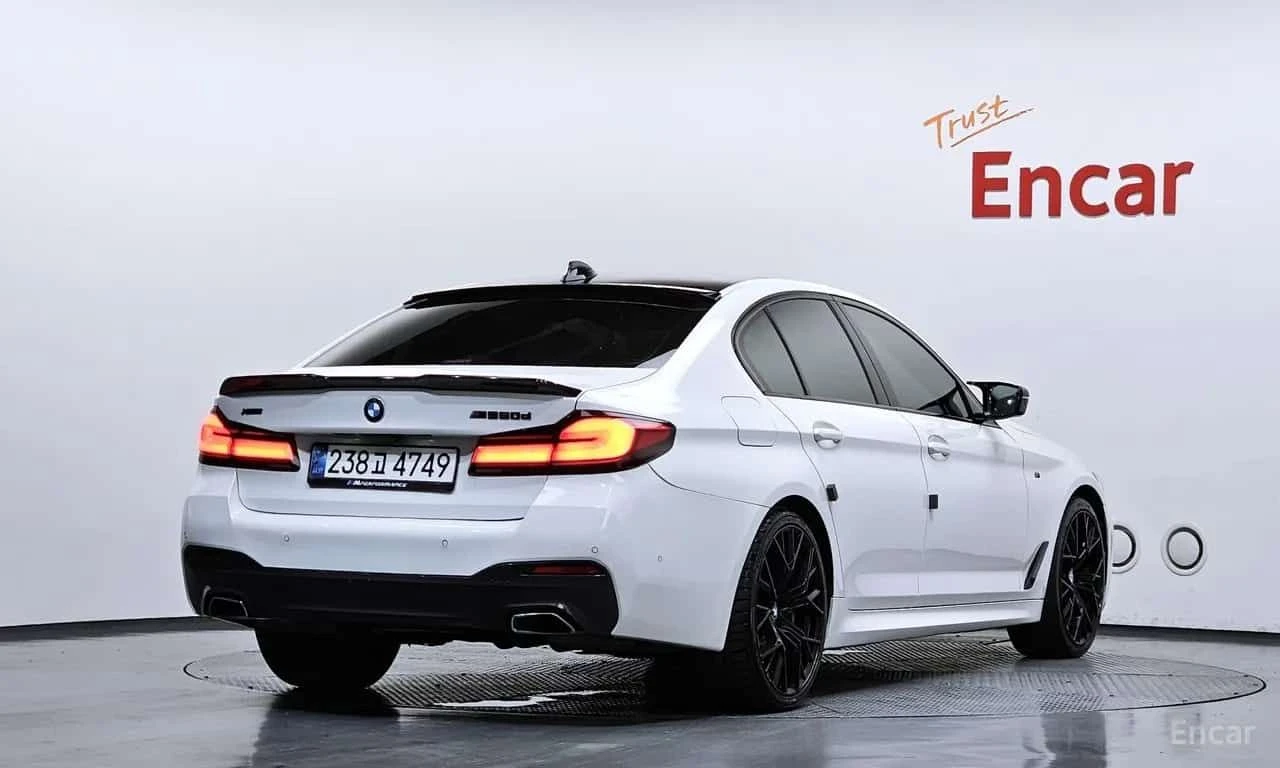 BMW 520 КРАЙНА ЦЕНА ДО БЪЛГАРИЯ * АВТОКРЕДИТ, снимка 2 - Автомобили и джипове - 55571740