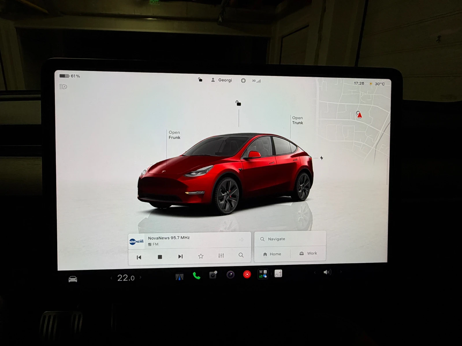 Tesla Model Y 2024 / FSD 4 / 56200 км , снимка 10 - Автомобили и джипове - 55646439