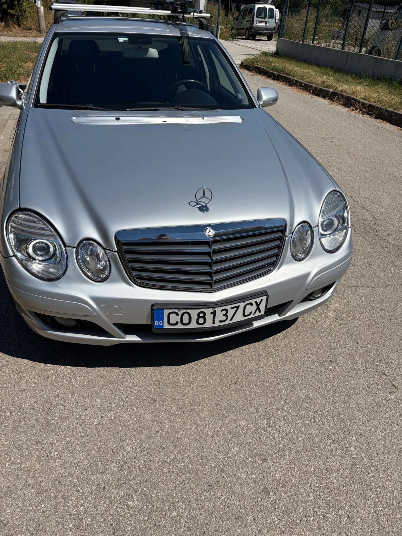 Mercedes-Benz E 200