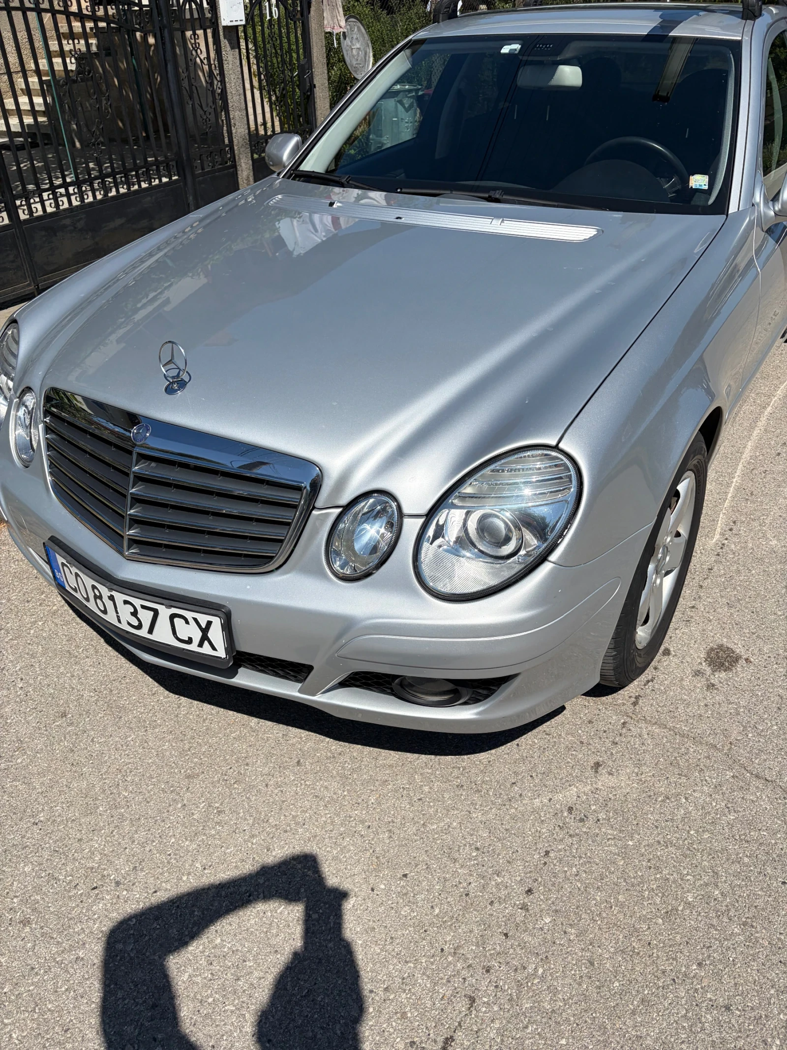 Mercedes-Benz E 200, снимка 2 - Автомобили и джипове - 55679398