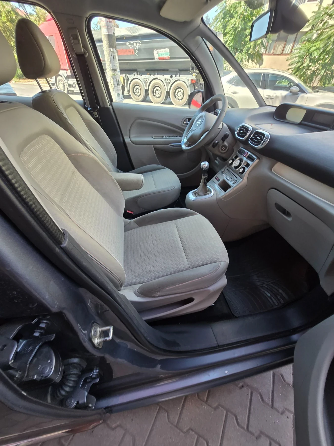 Citroen C3 Picasso 1.6HDI  90к.с. 2012г. EXCLUSIVE, снимка 8 - Автомобили и джипове - 56068111