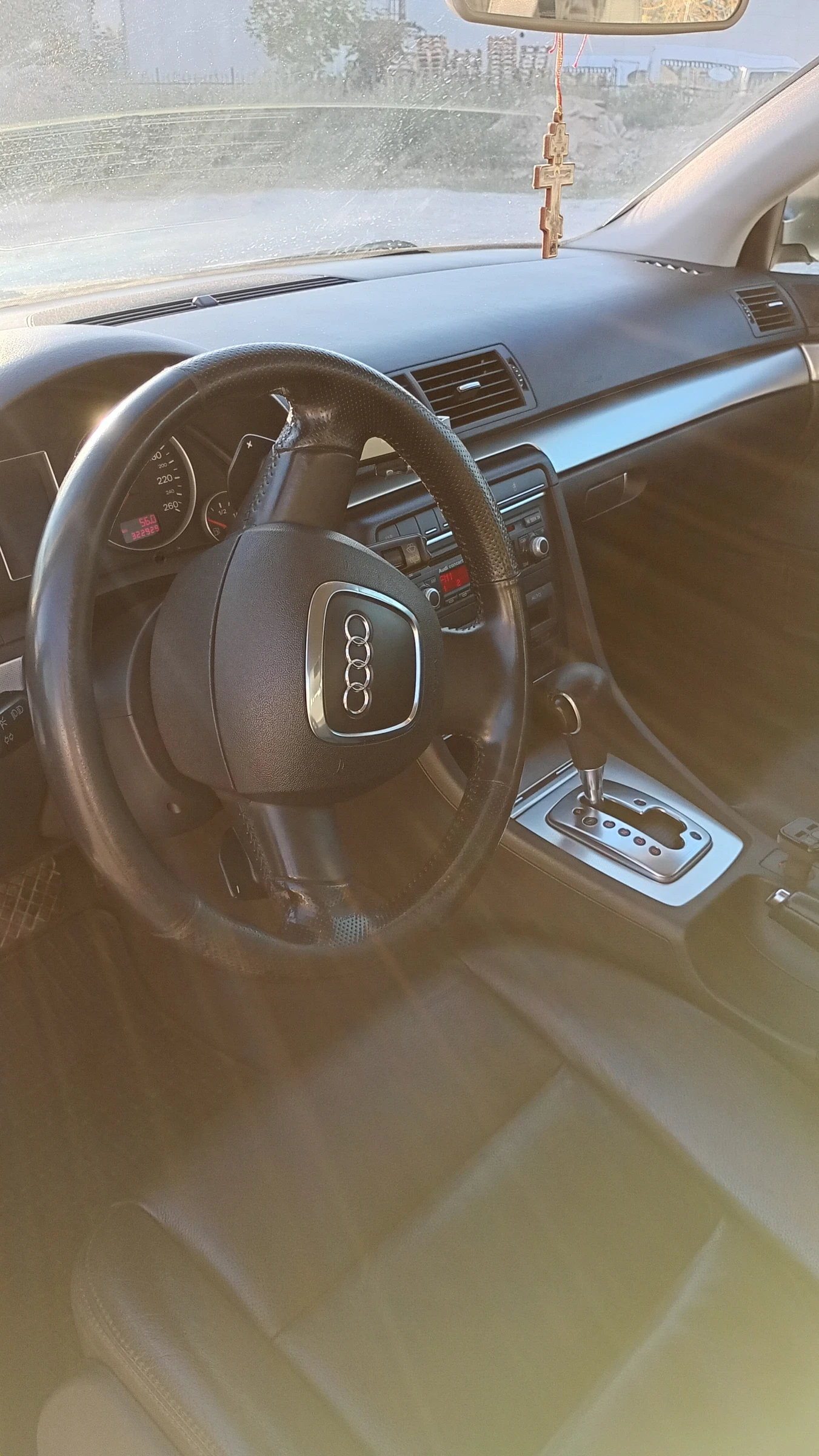 Audi A4, снимка 9 - Автомобили и джипове - 56339352
