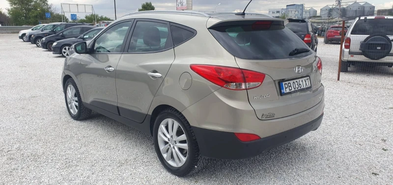 Hyundai IX35, снимка 7 - Автомобили и джипове - 47391467