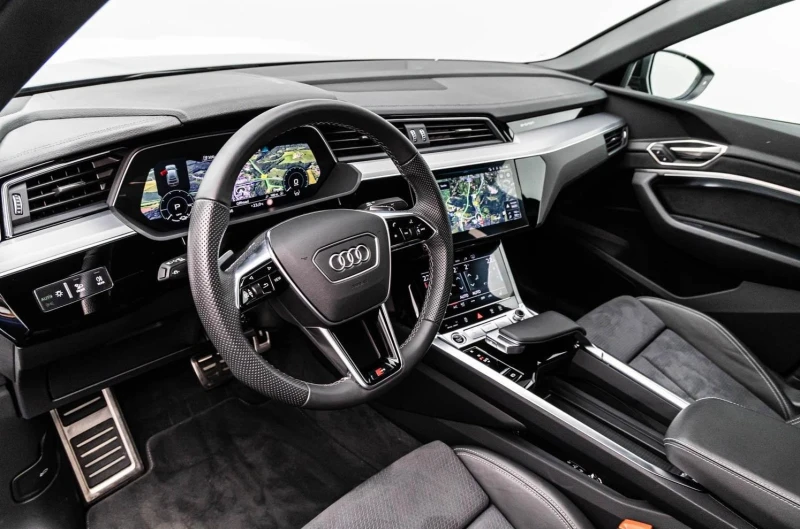 Audi Q8 55 E-TRON/SPORTBACK/S-LINE/BLACK OPTIC/LIFT/360/, снимка 10 - Автомобили и джипове - 51404319