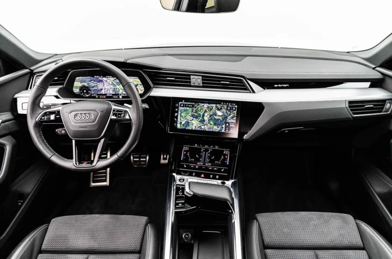 Audi Q8 55 E-TRON/SPORTBACK/S-LINE/BLACK OPTIC/LIFT/360/, снимка 12 - Автомобили и джипове - 51404319