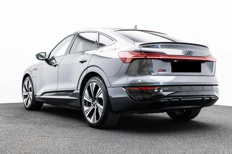 Audi Q8 55 E-TRON/SPORTBACK/S-LINE/BLACK OPTIC/LIFT/360/, снимка 5 - Автомобили и джипове - 51404319
