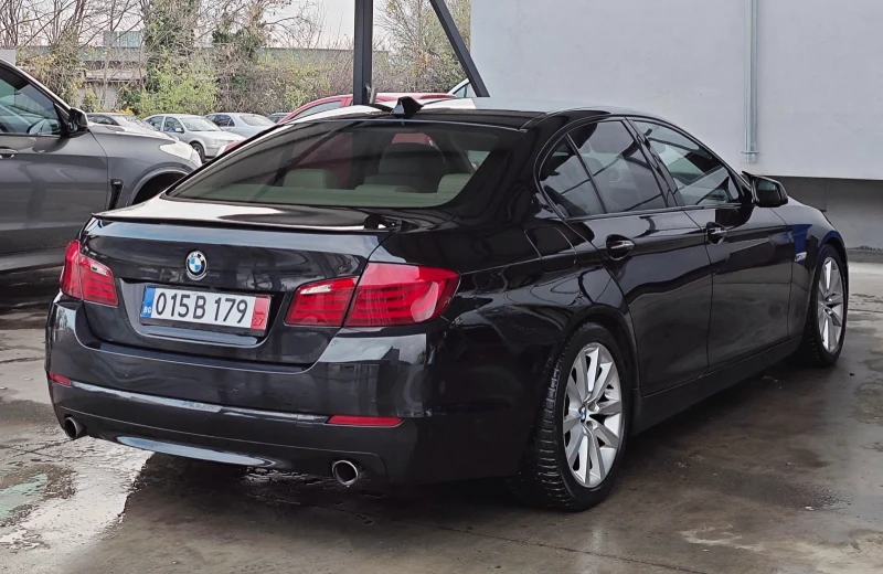 BMW 535 313ps^FullExtras^Vakum^Comfort'CH, снимка 2 - Автомобили и джипове - 52544106