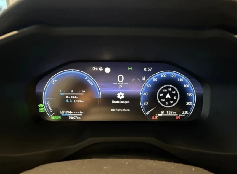 Toyota Rav4 Plug in hybrid , снимка 10 - Автомобили и джипове - 53031942