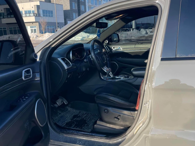 Jeep Grand cherokee SRT С РЕГИСТРАЦИЯ & АВТО КРЕДИТ, снимка 5 - Автомобили и джипове - 53560199