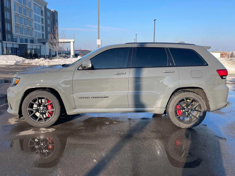 Jeep Grand cherokee SRT С РЕГИСТРАЦИЯ & АВТО КРЕДИТ, снимка 2 - Автомобили и джипове - 53560199